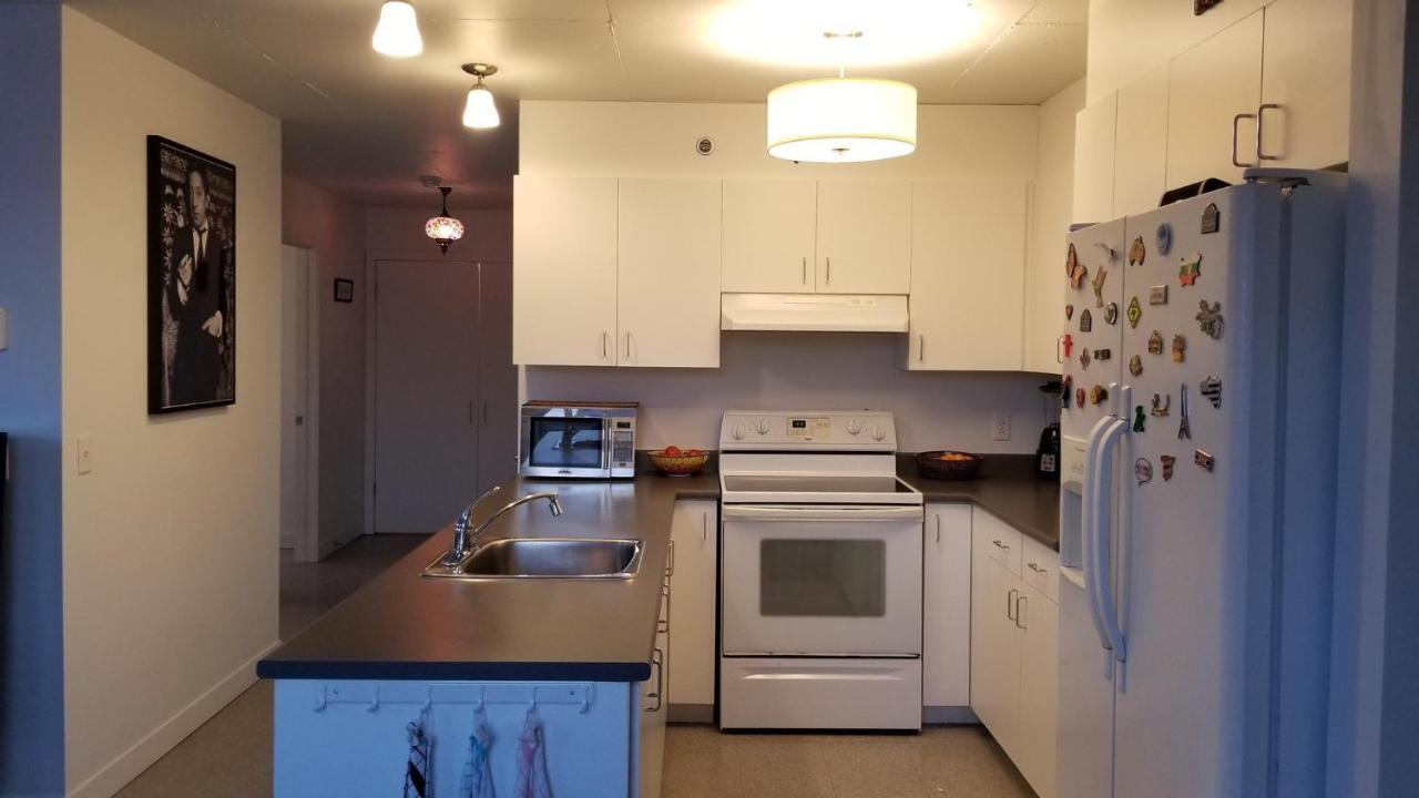 مونتريال Very Nice, Clean And Quiet Double Room Next To Downtown المظهر الخارجي الصورة